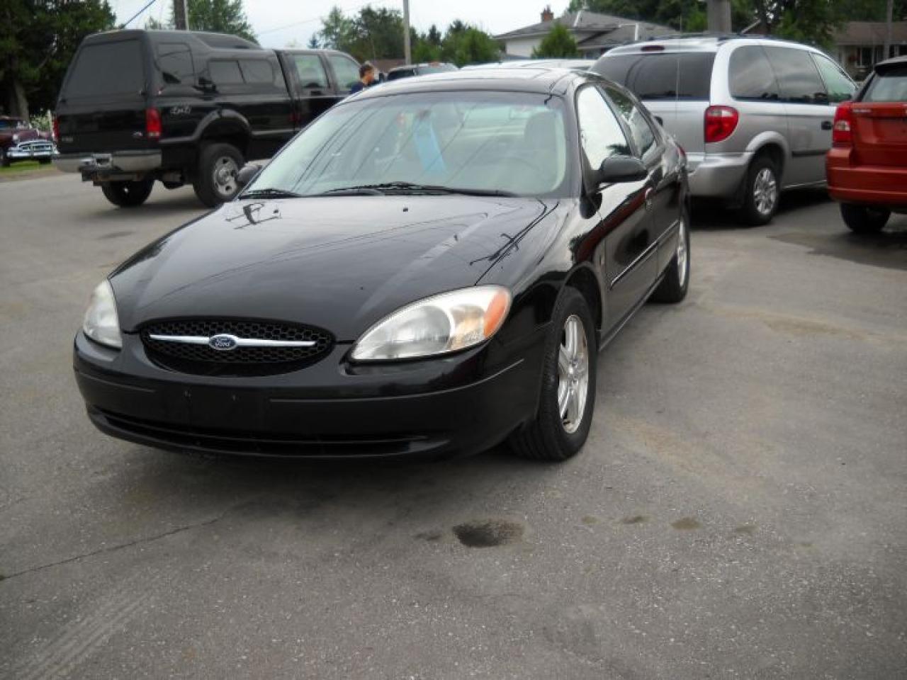 Used 2002 Ford Taurus  for sale in St. Jacobs, ON