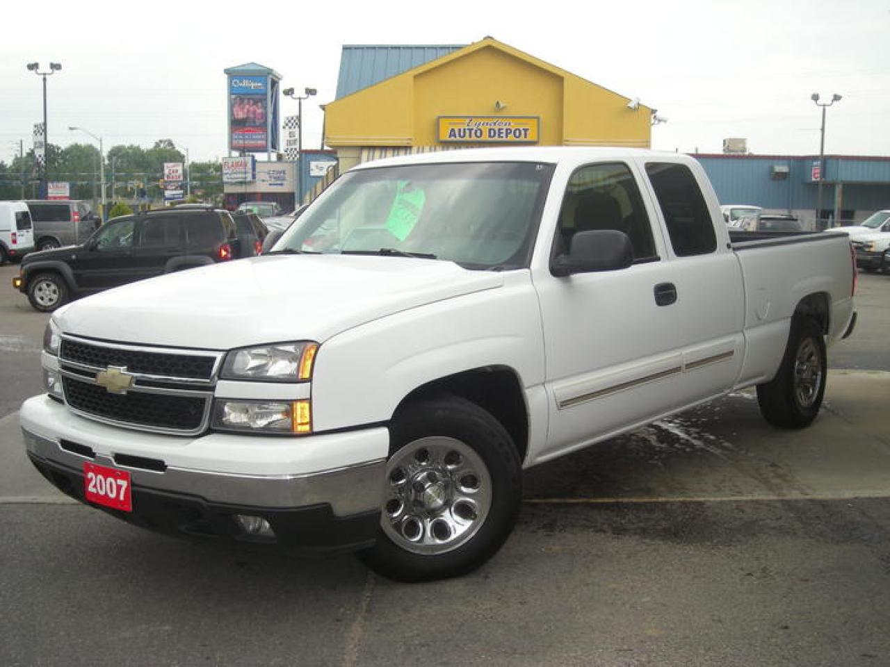 Used 2007 Chevrolet Silverado 1500 1500 ExtCab LT for sale in Brantford, ON