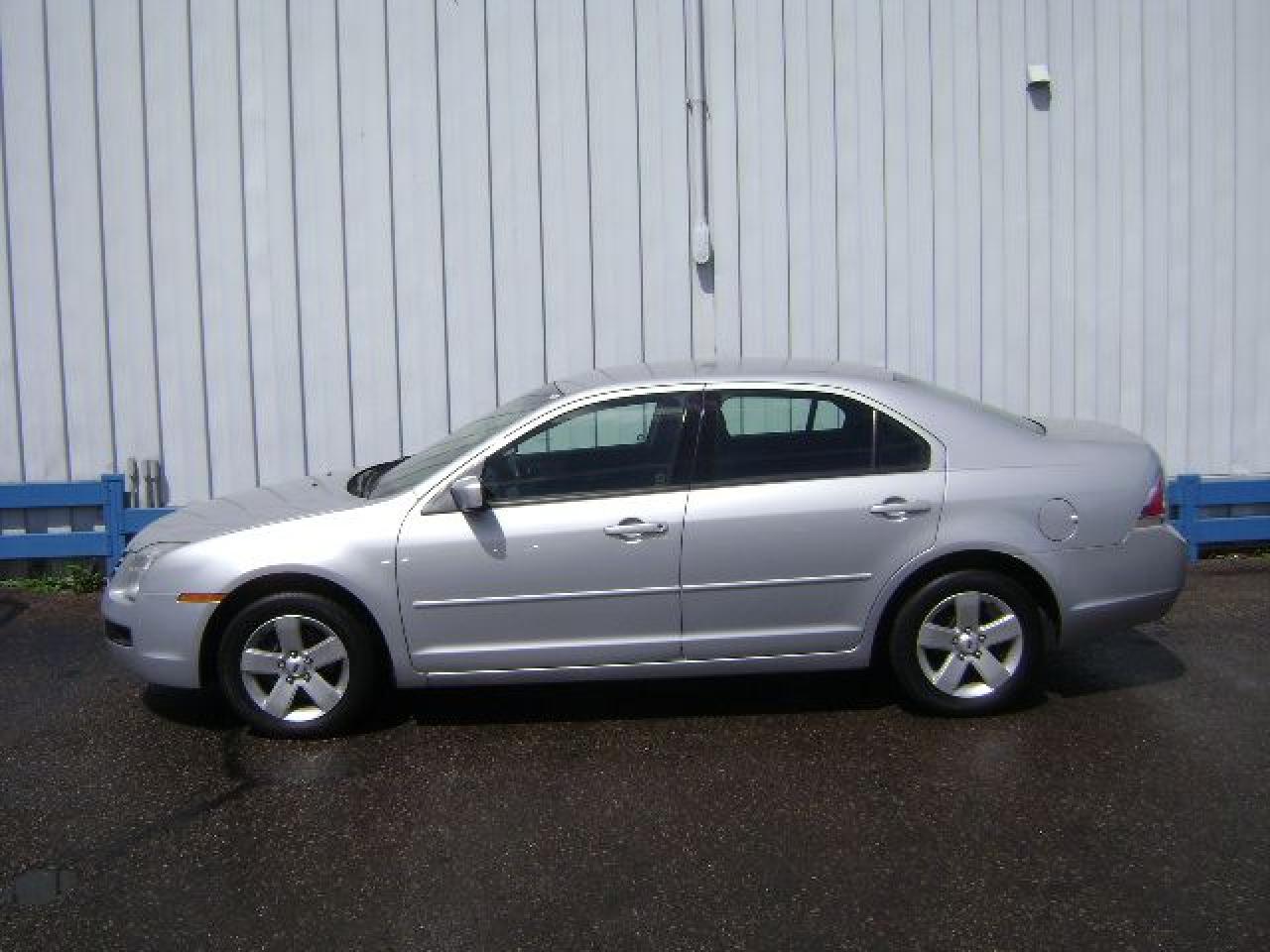 Used 2006 Ford Fusion SE for sale in Kitchener, ON