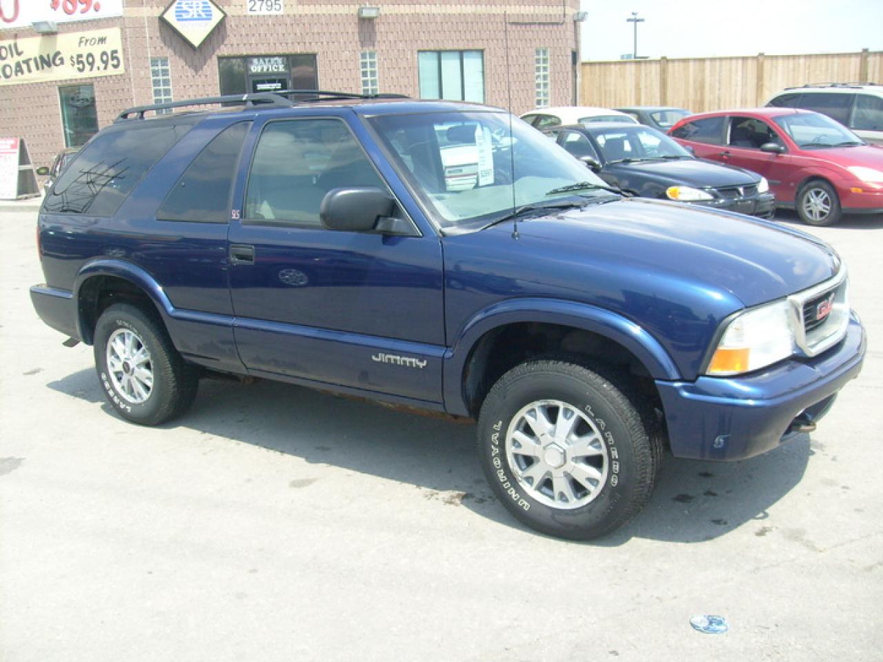Used 2003 GMC Jimmy SLT 2Dr for sale in Hamilton, ON