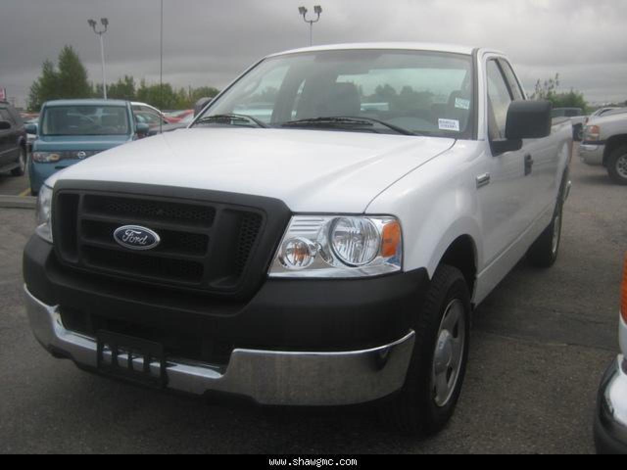 Used 2005 Ford F-150 XL for sale in Calgary, AB