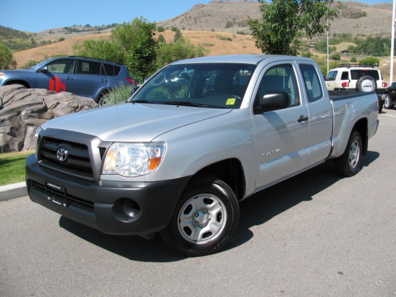 Used 2007 Toyota Tacoma BASE 4X2 for sale in Vernon, BC