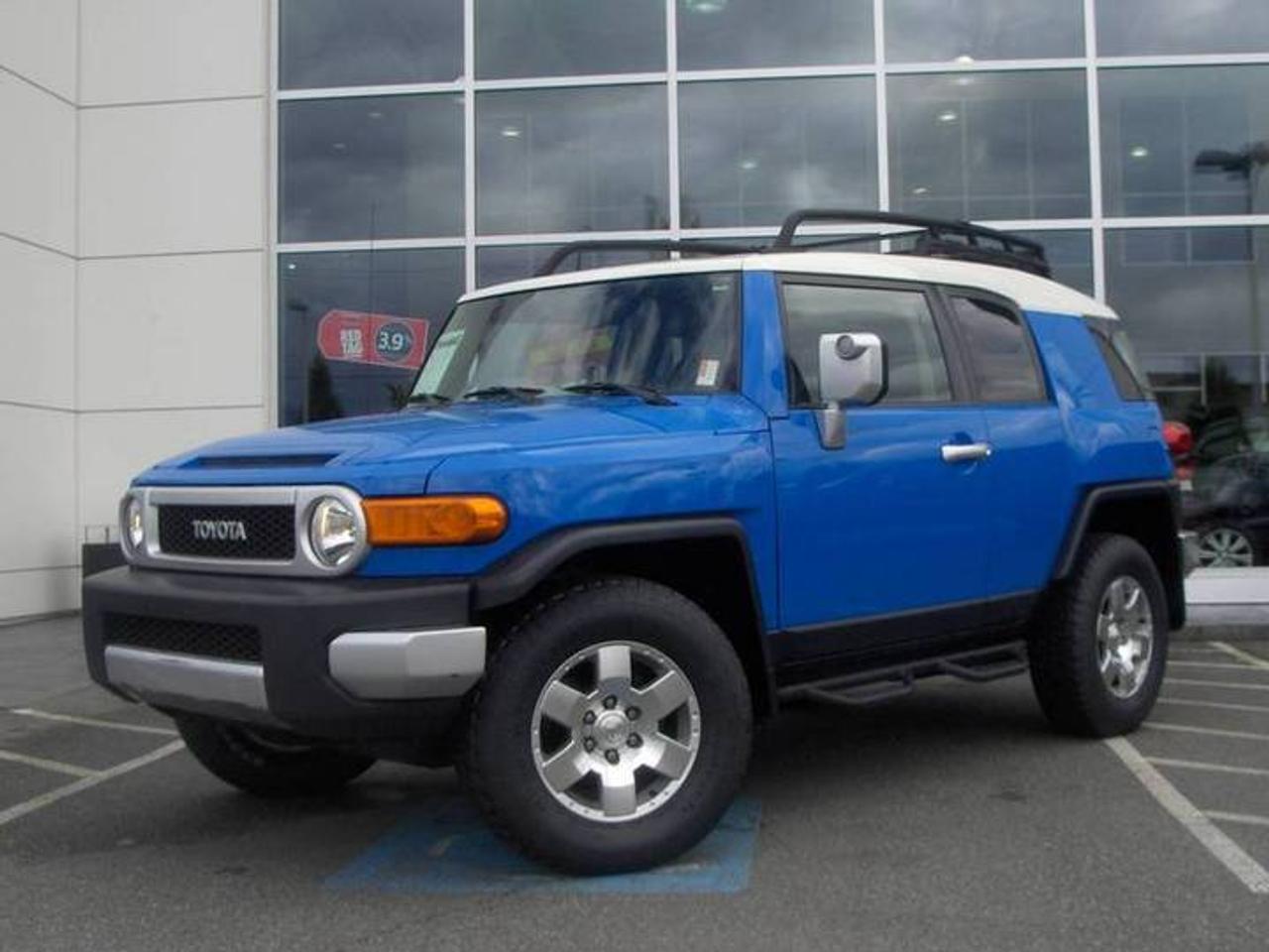 1 OWNER, LOCAL FJ CRUISER, BOUGHT AND SERVICED AT VALLEY TOYOTA!!

THIS IS YOUR CHANCE TO GET AN FJ WITH ADDED SUNROOF!!

VERY CLEAN, NO ACCIDENTS, TOYOTA CERTIFIED W/ WARRANTY!!

CALL TODAY!!
