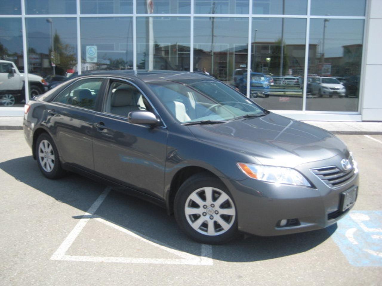 CHECK OUT THIS 2007 TOYOTA CAMRY XLE!!
IT IS A VERY CLEAN, 1 OWNER, CAMRY WITH LOW KMS!
AN ACCIDENT FREE TOYOTA CERTIFIED USED VEHICLE WITH WARRANTY!!
FINANCING FROM 3.9% O.A.C. CALL TODAY!!
