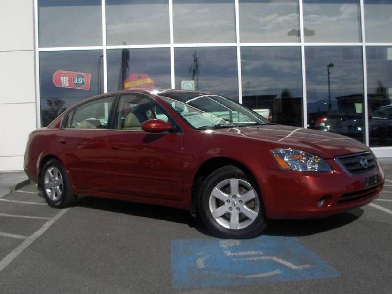 Used 2003 Nissan Altima SL- WITH LEATHER & SUNROOF!! for sale in Chilliwack, BC