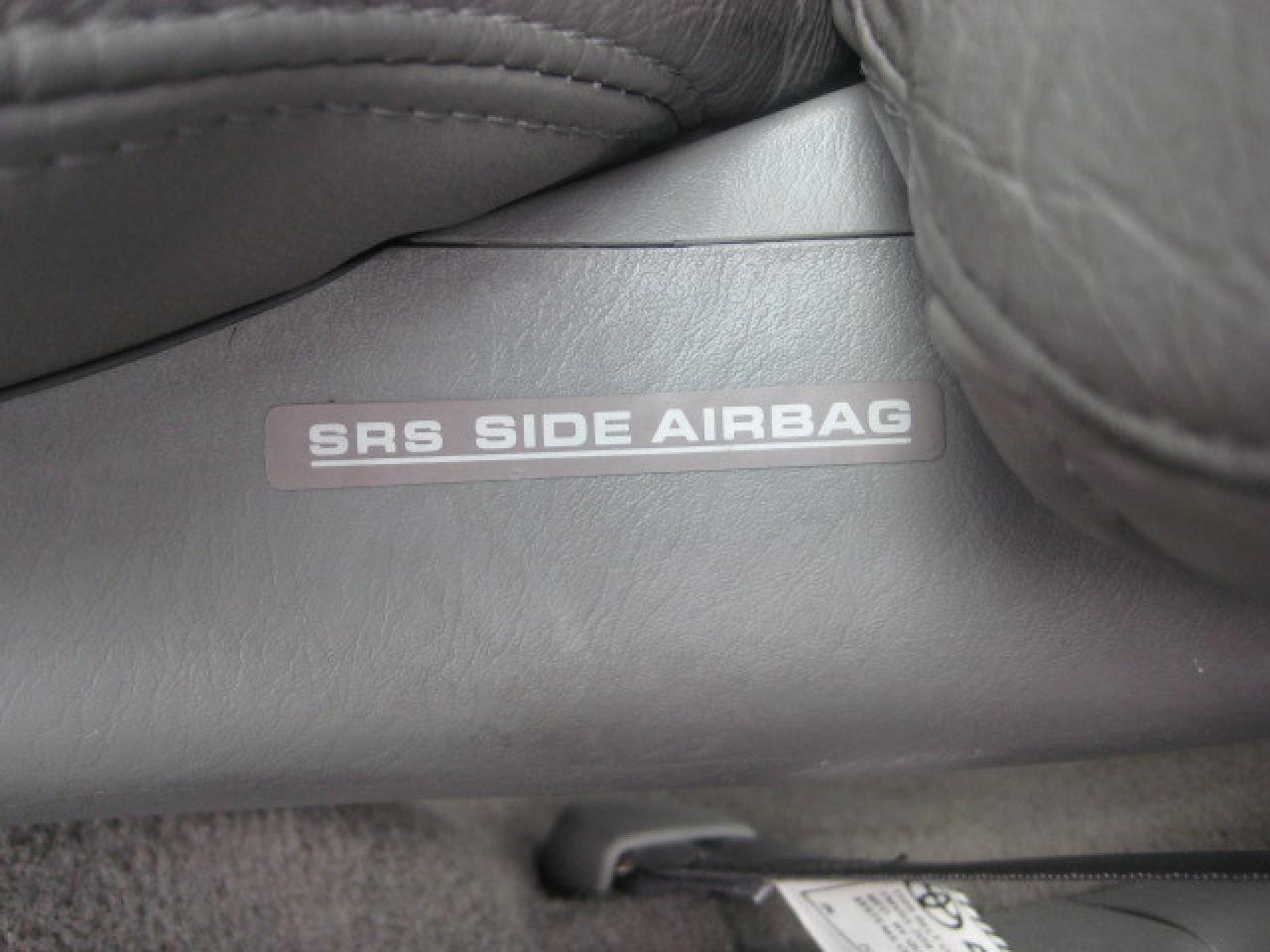 605793