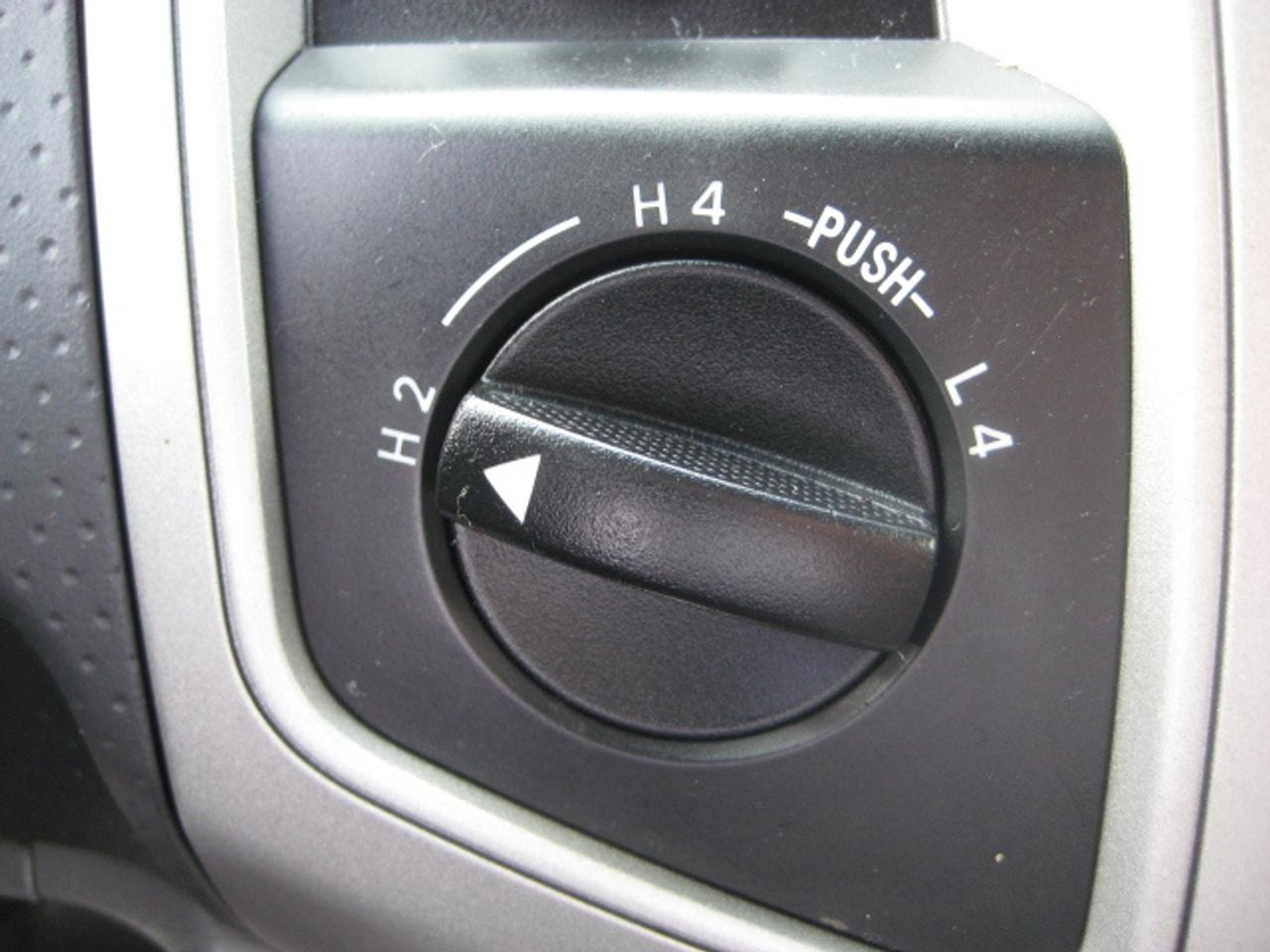 605798.11042673