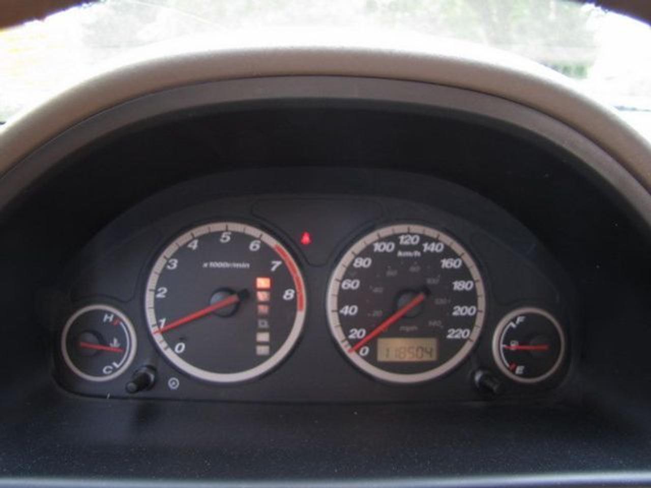 605851.9952930