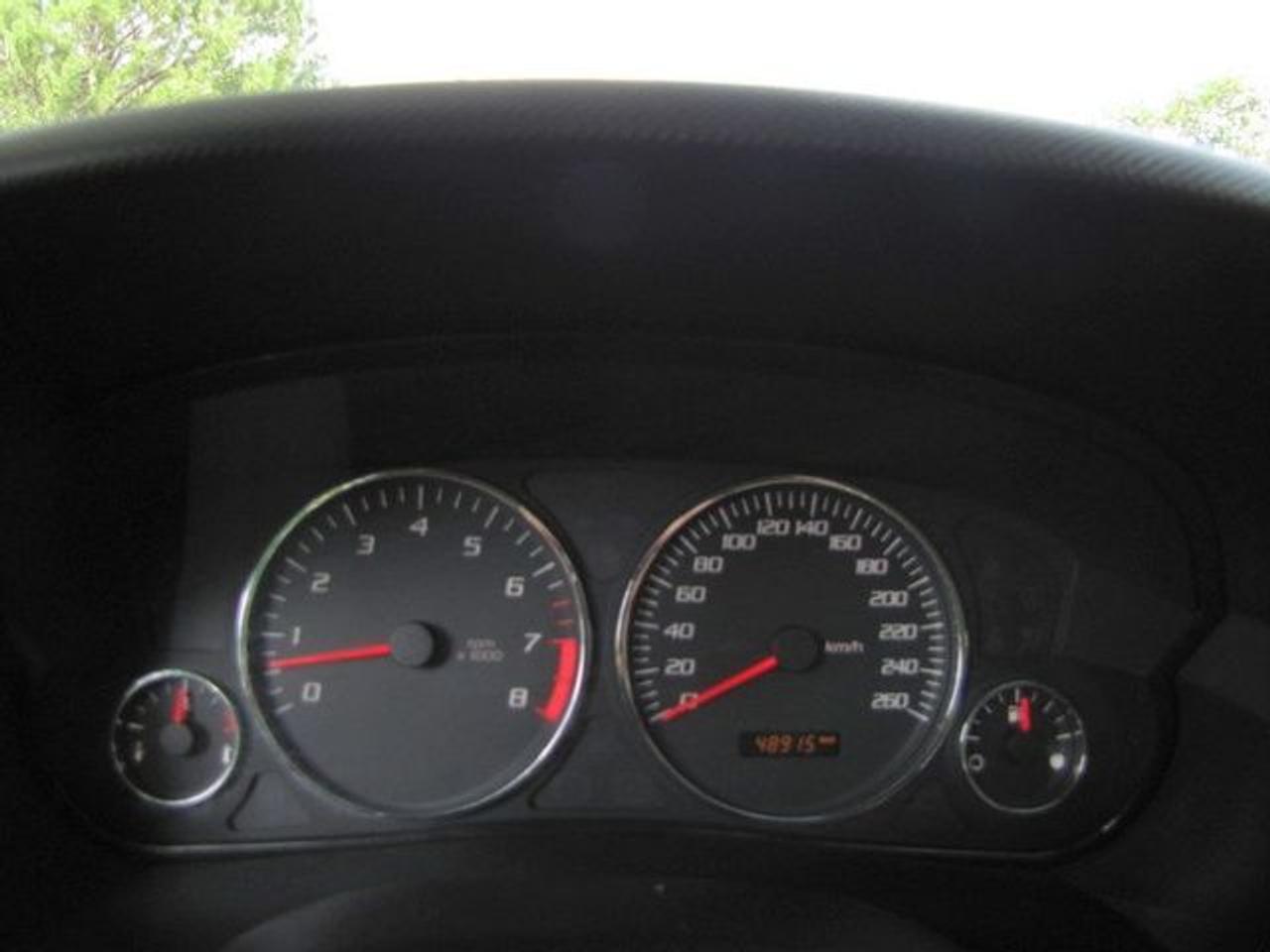 605853.9847775