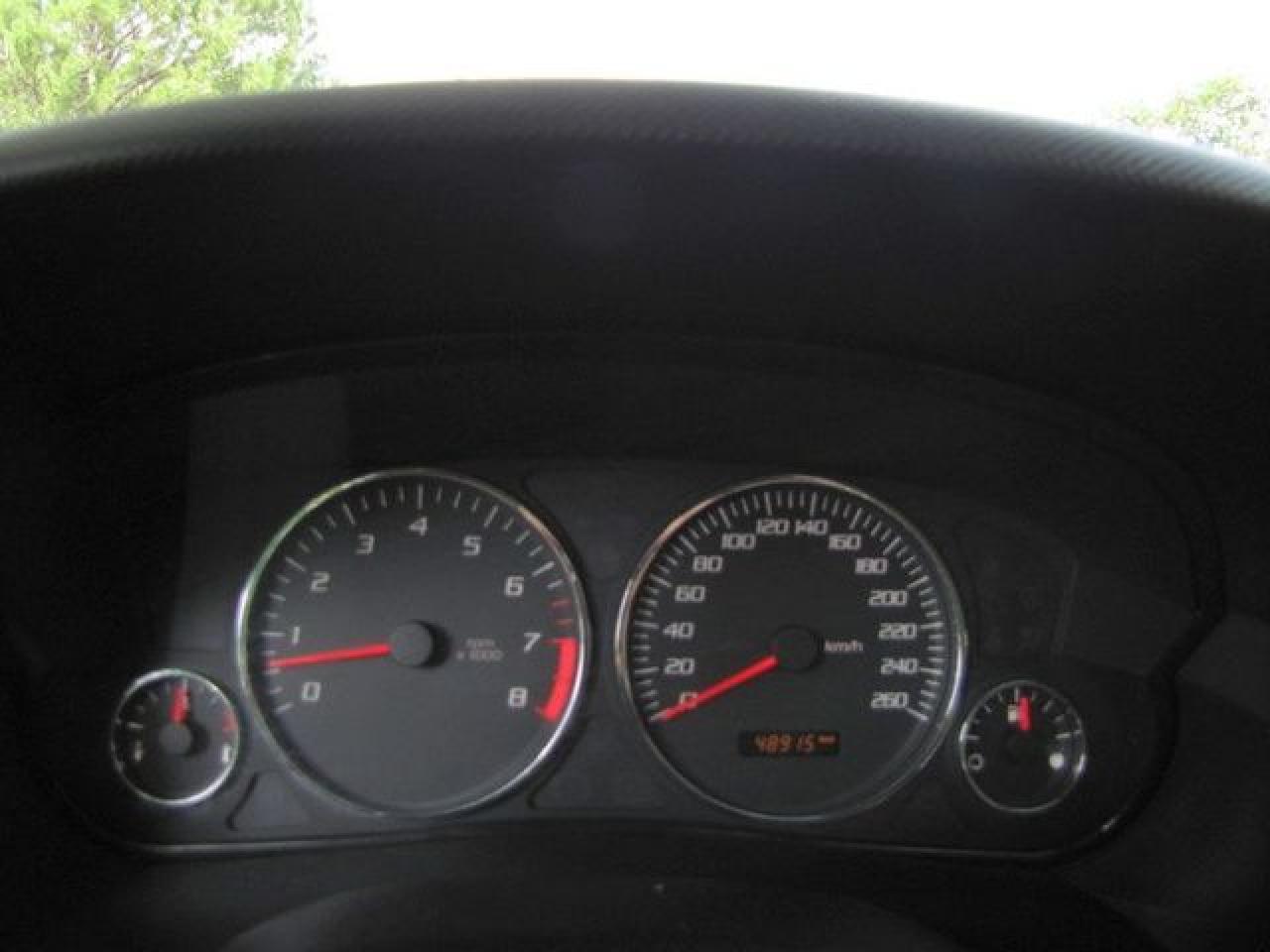 605853