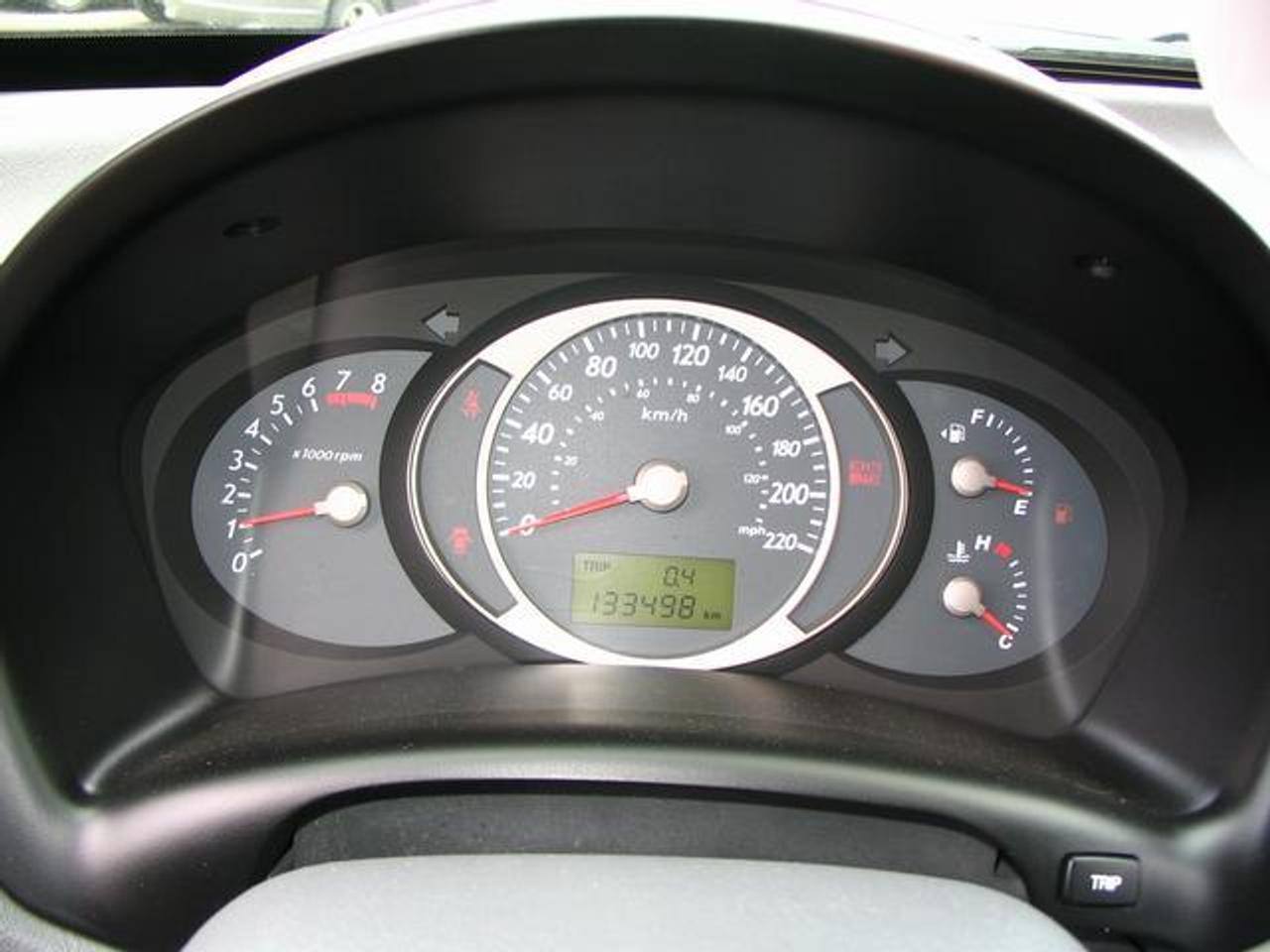605879.9755696