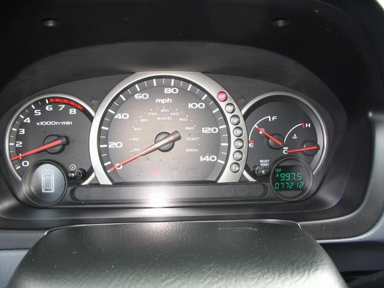 605884.9755743