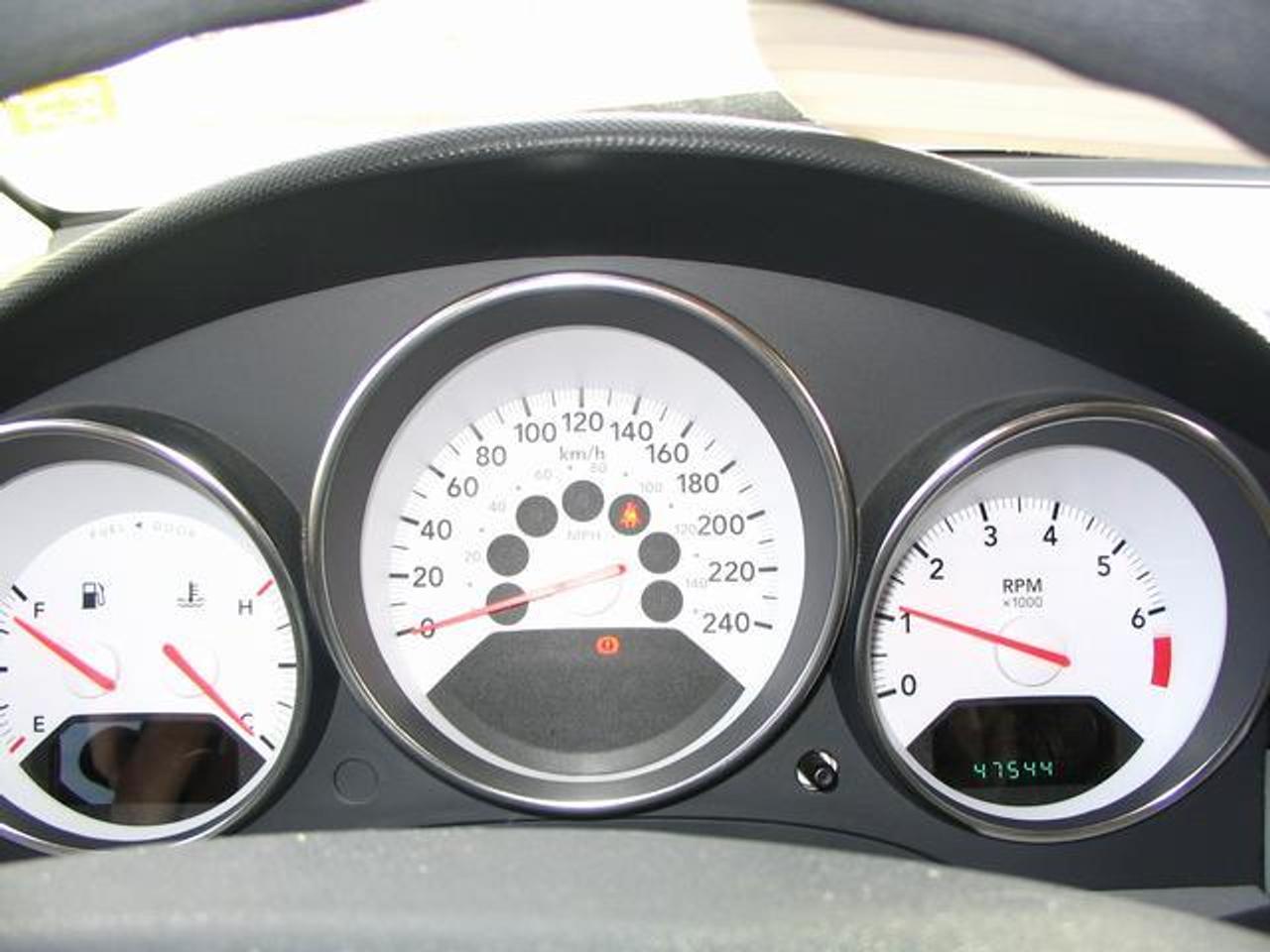 605887.9755774