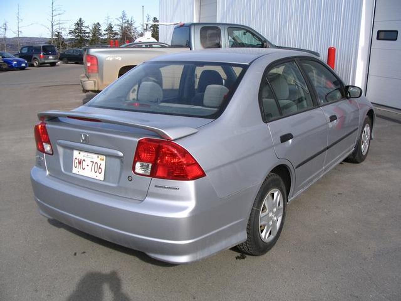 605892.9755813