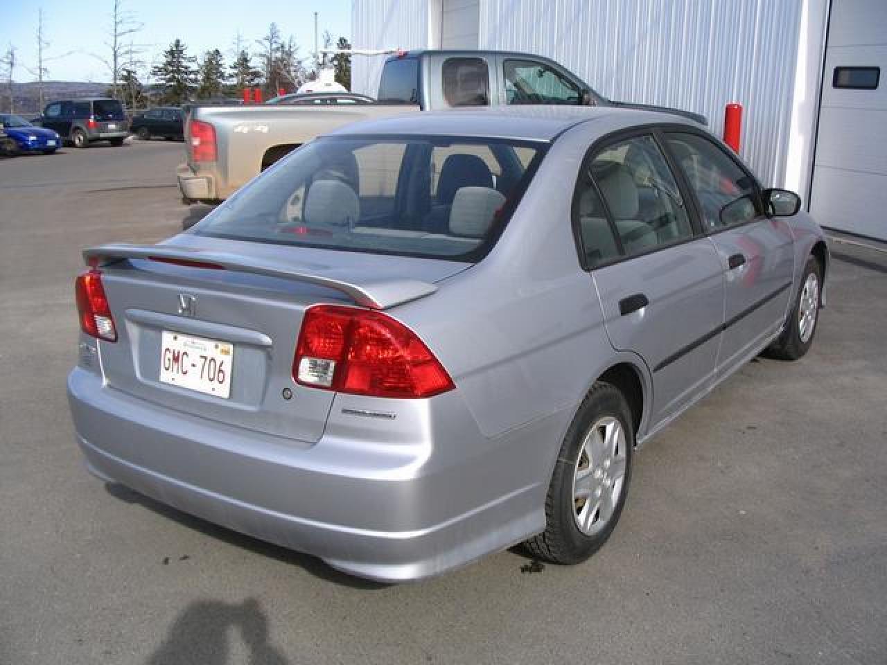605892