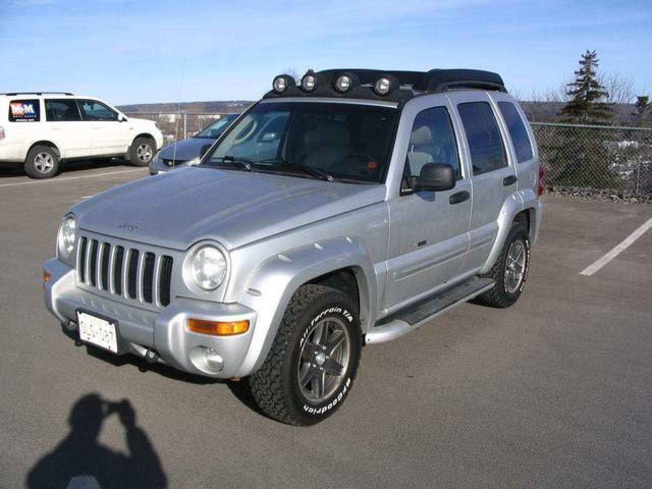 Used 2003 Jeep Liberty Renegade for sale in Fredericton, NB