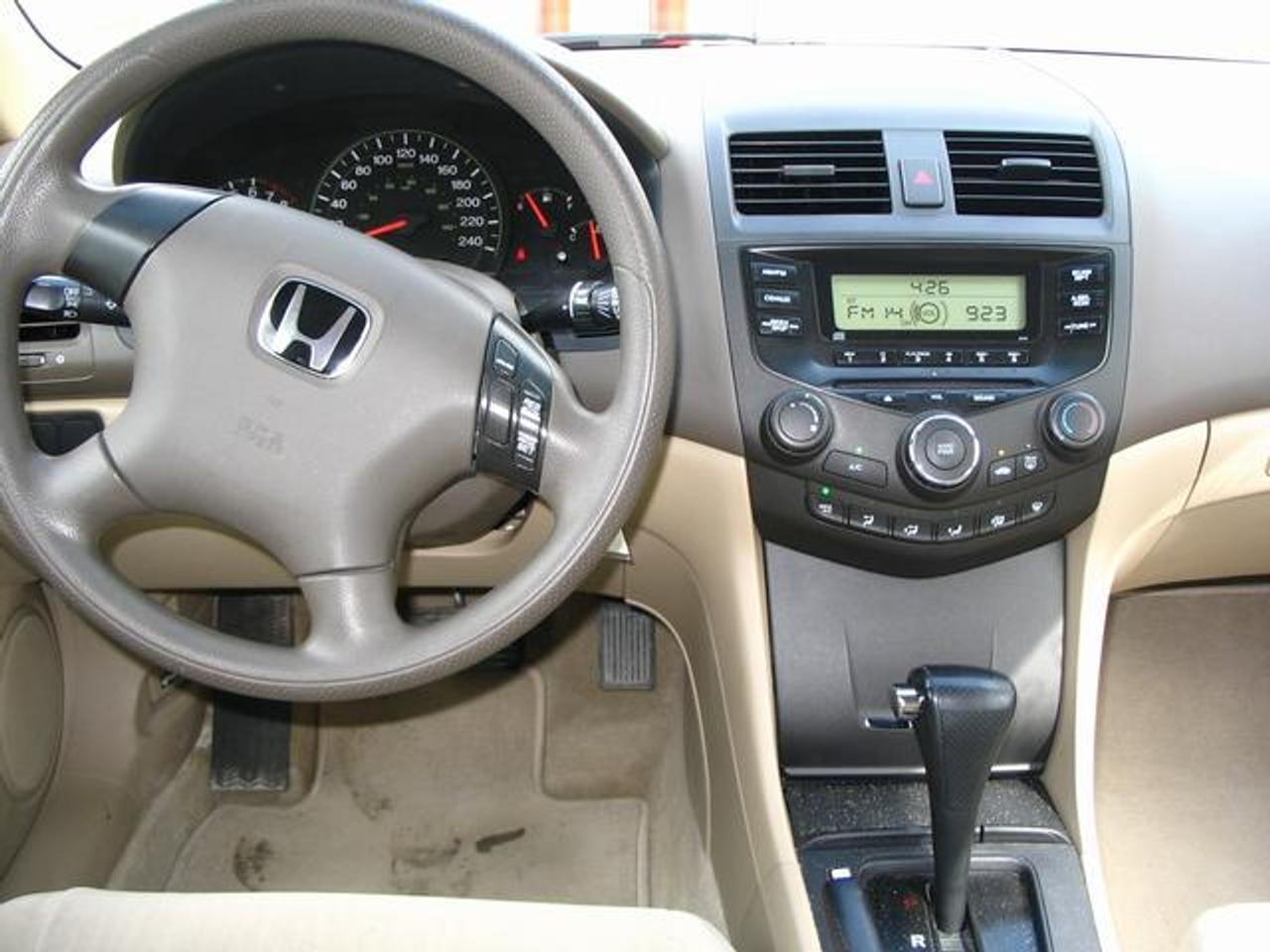 605917.9756110