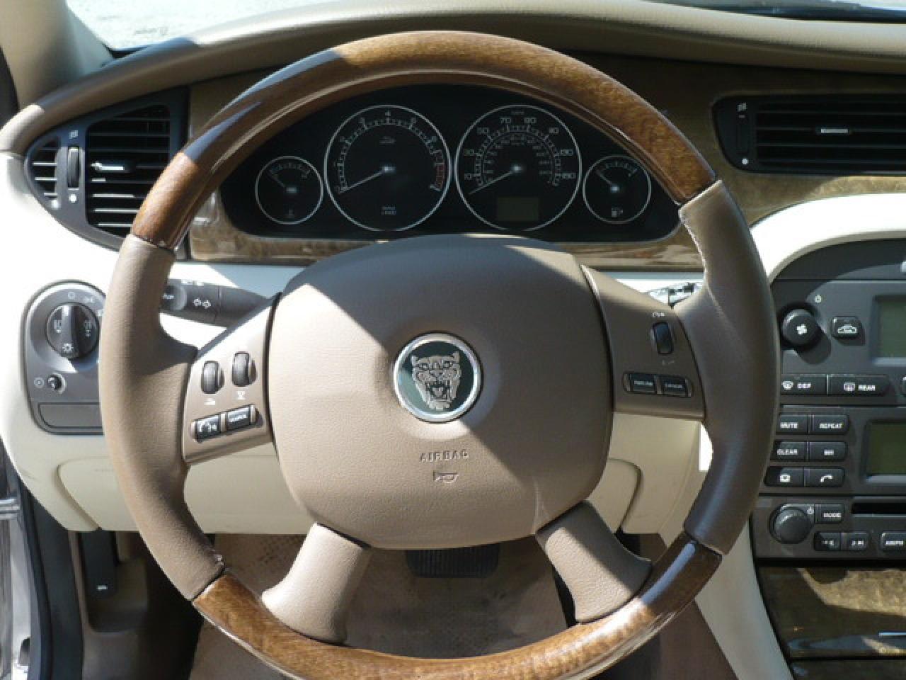 606000