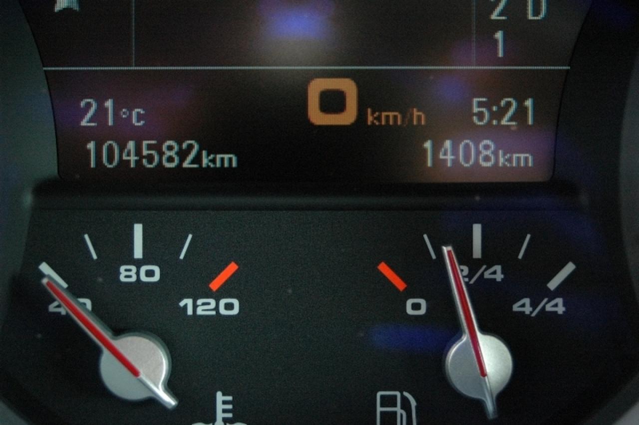 606003
