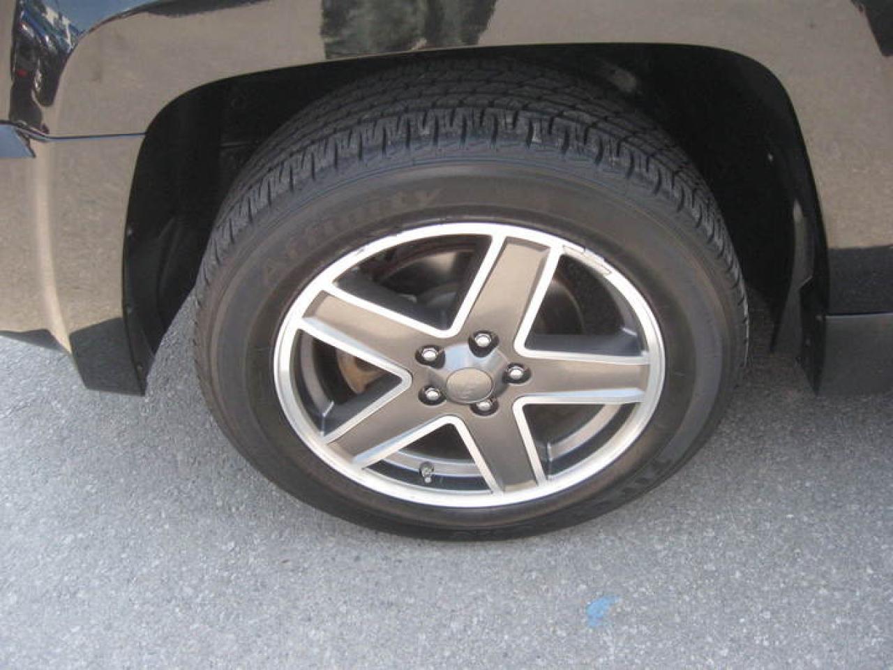 606058
