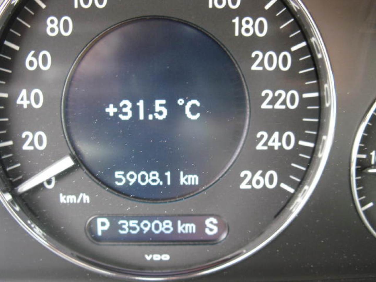 606108