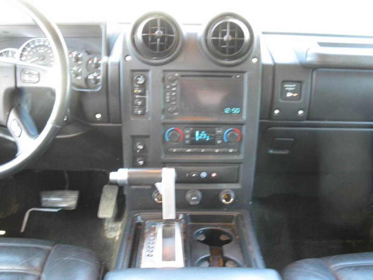 606153.10293713