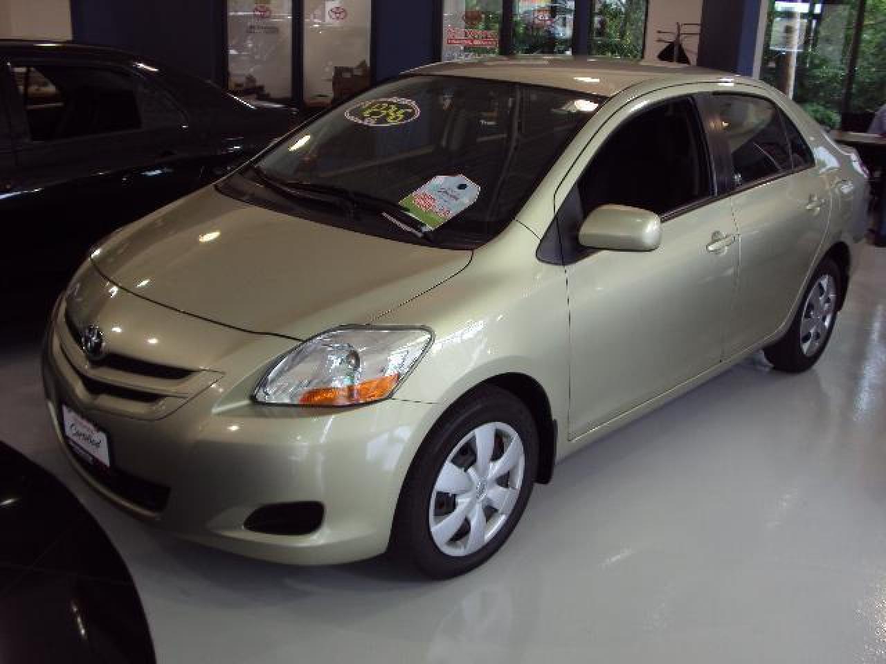 Used 2007 Toyota Yaris  for sale in Mississauga, ON
