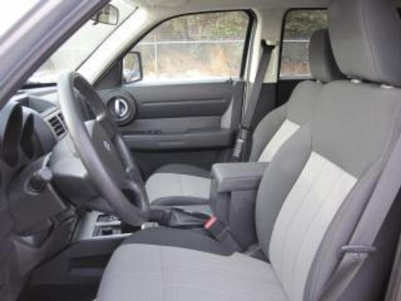 606310.9779660