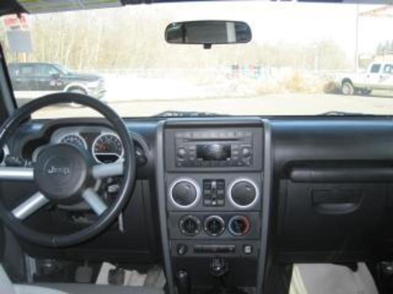 606311.9779688