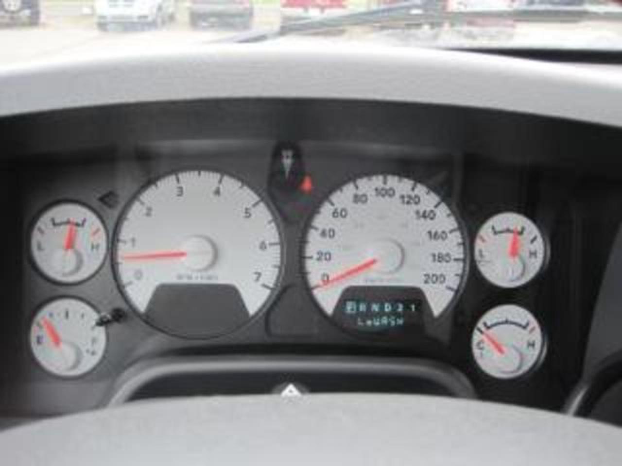 606318.9779810