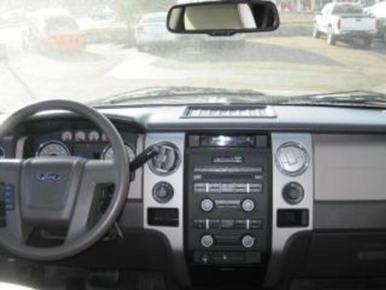 606326.9779933