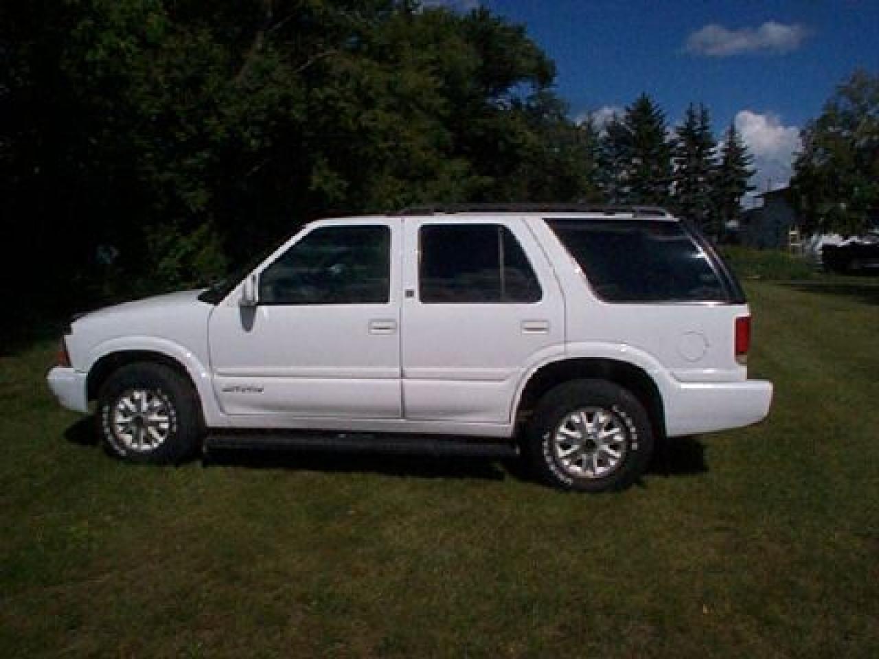 Used 1998 GMC S-15 Jimmy SLT for sale in Melfort, SK