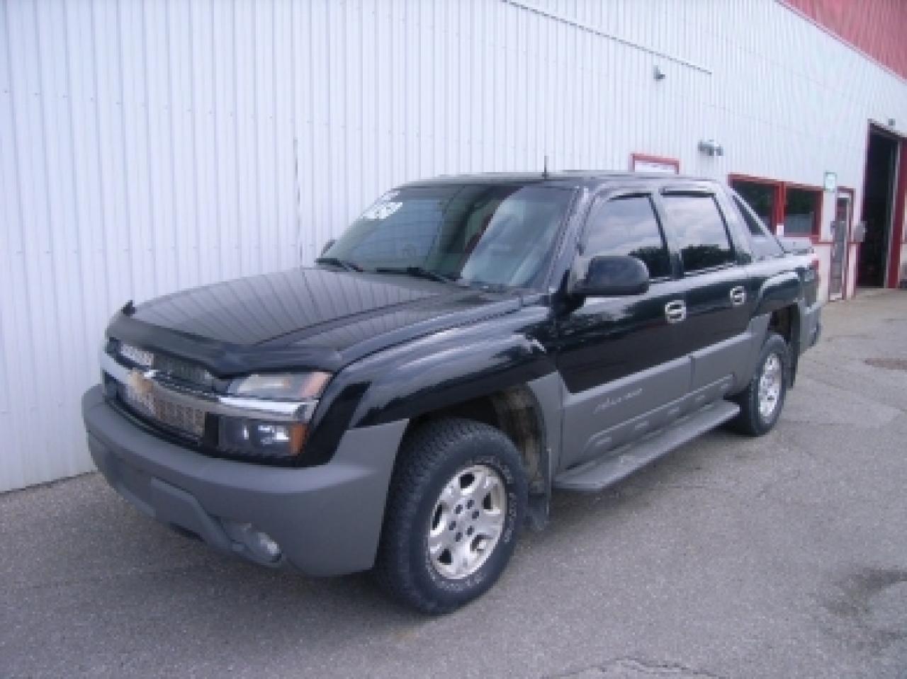 Used 2002 Chevrolet Avalanche  for sale in Lakeshore, ON