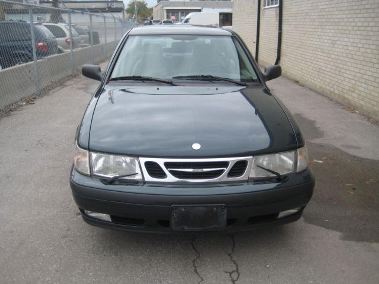 Used 1999 Saab 9-3  for sale in Brampton, ON