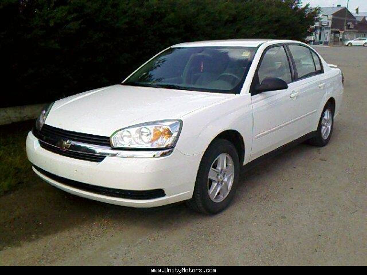 Used 2005 Chevrolet Malibu SEDAN for sale in Unity, SK