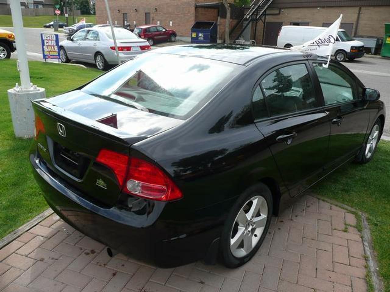 606704.9789069