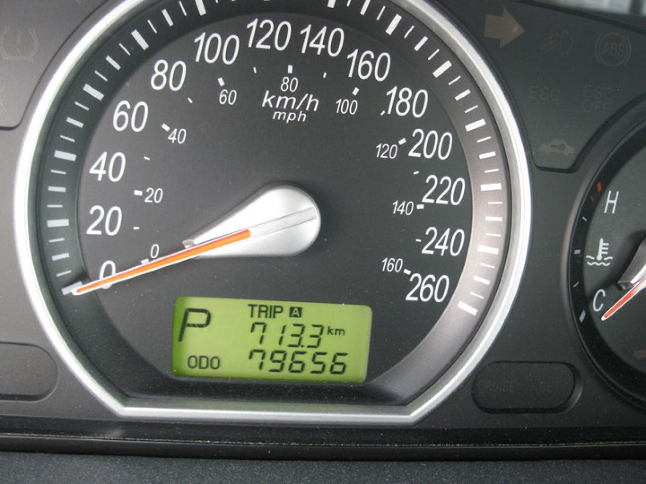 606764