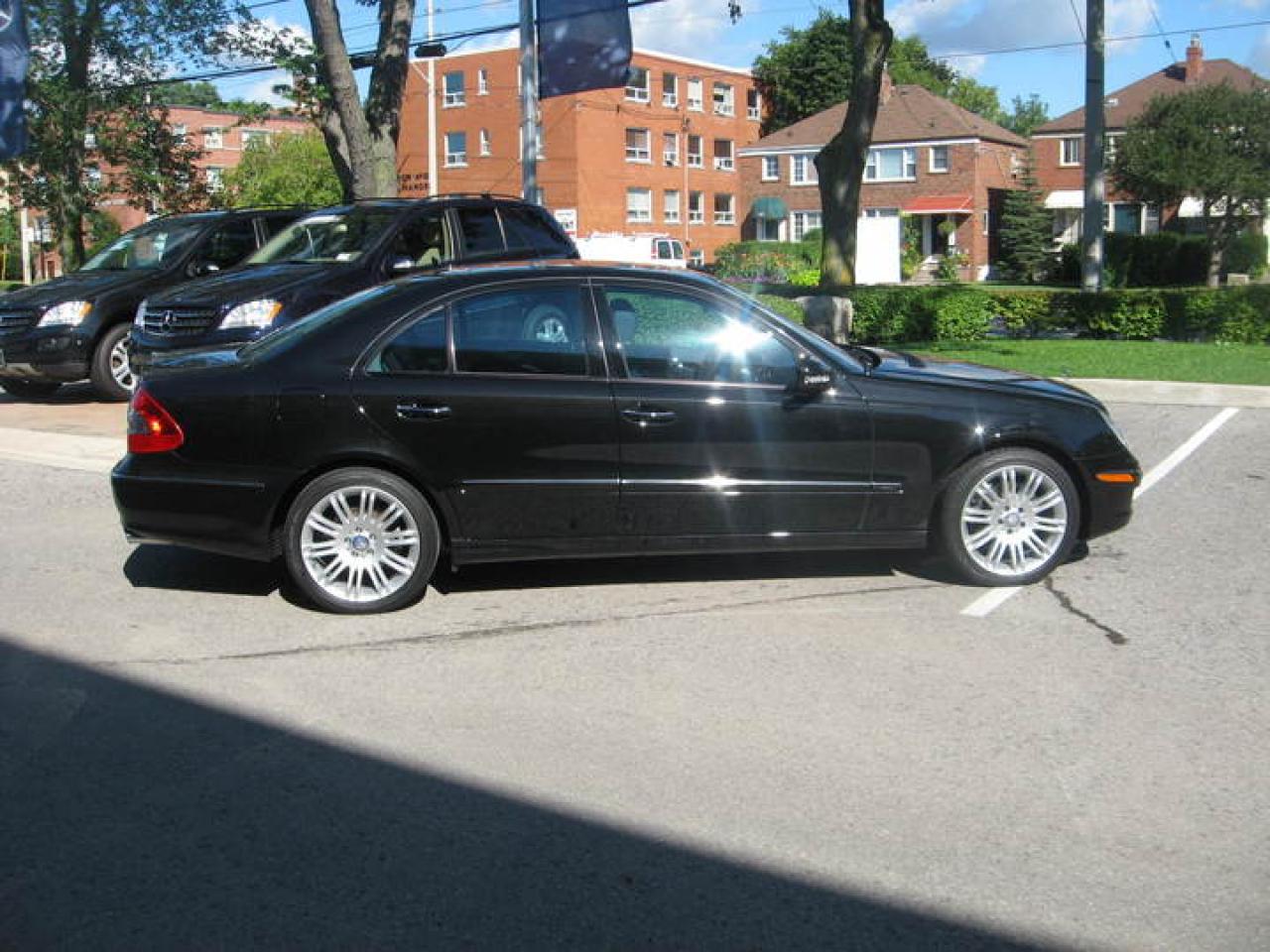 606792