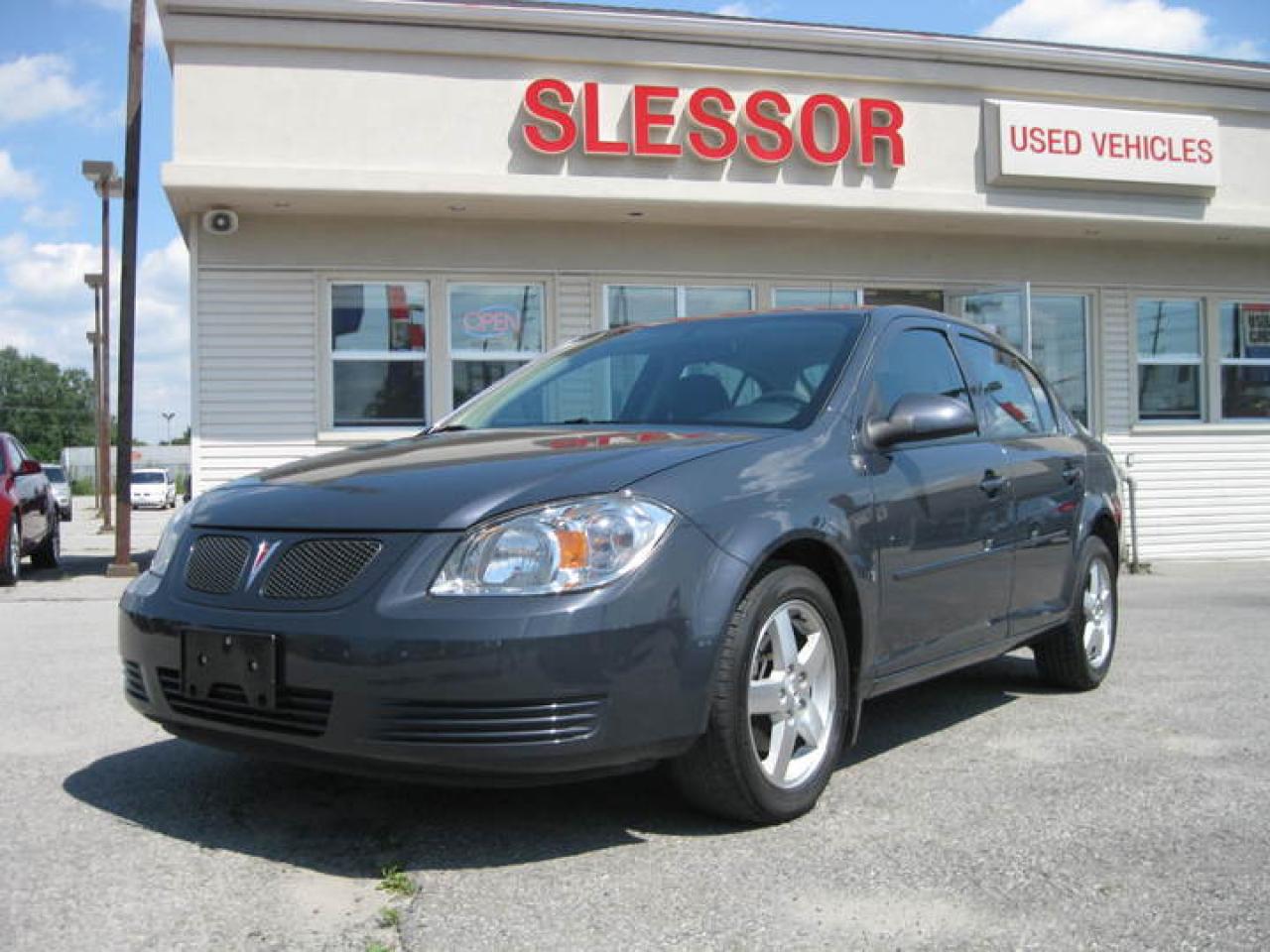 Used 2009 Pontiac G5  for sale in Newmarket, ON
