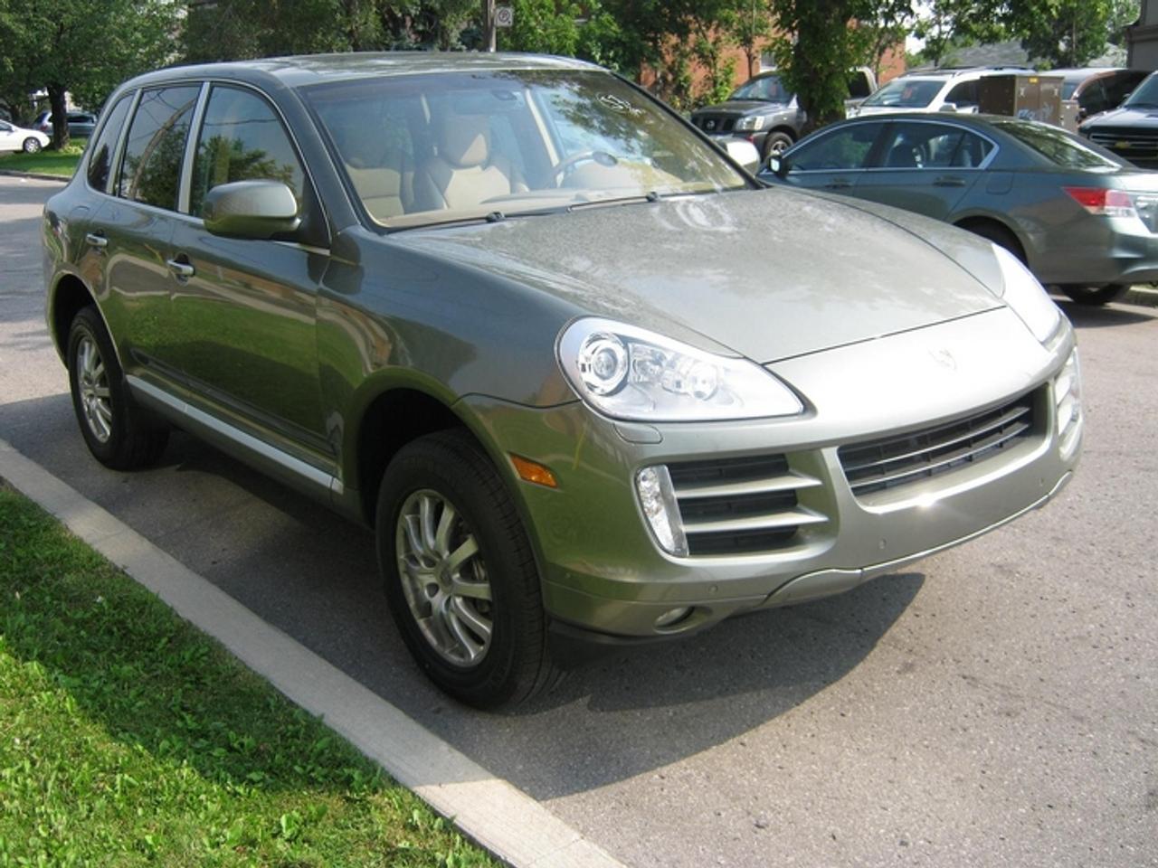 606867.9940151
