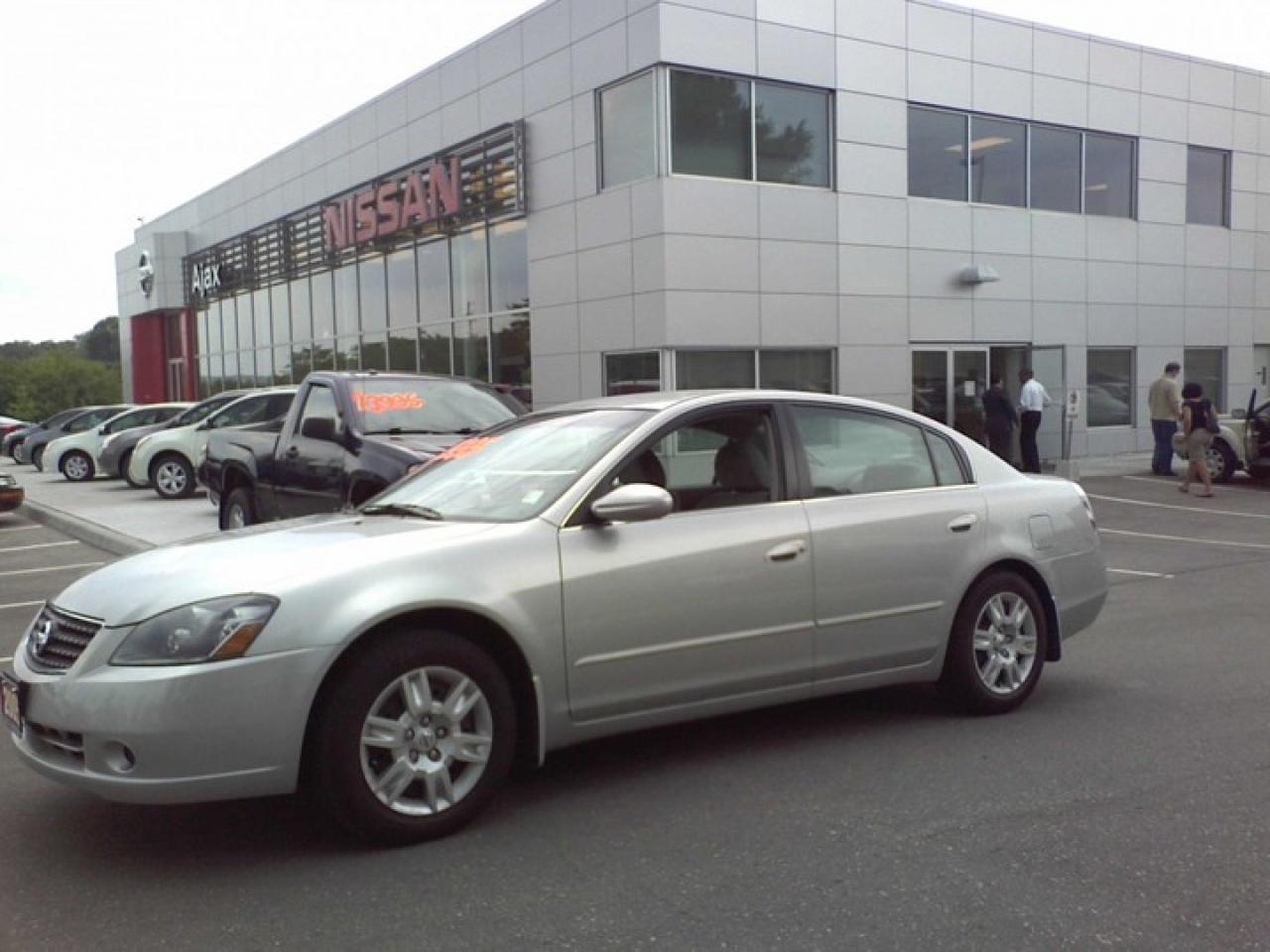 Used 2005 Nissan Altima  for sale in Ajax, ON