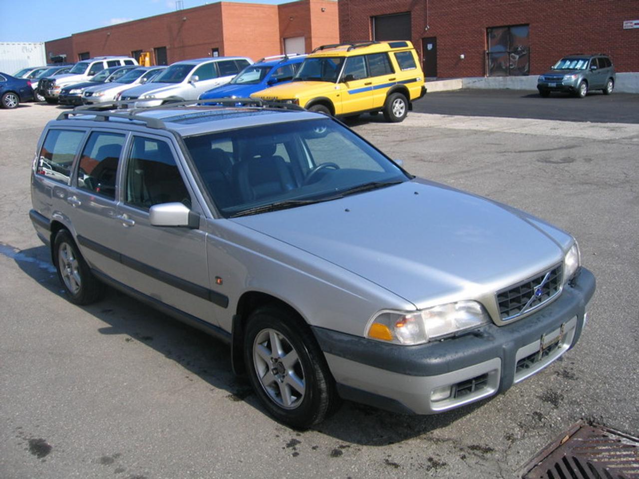 606922.9806601