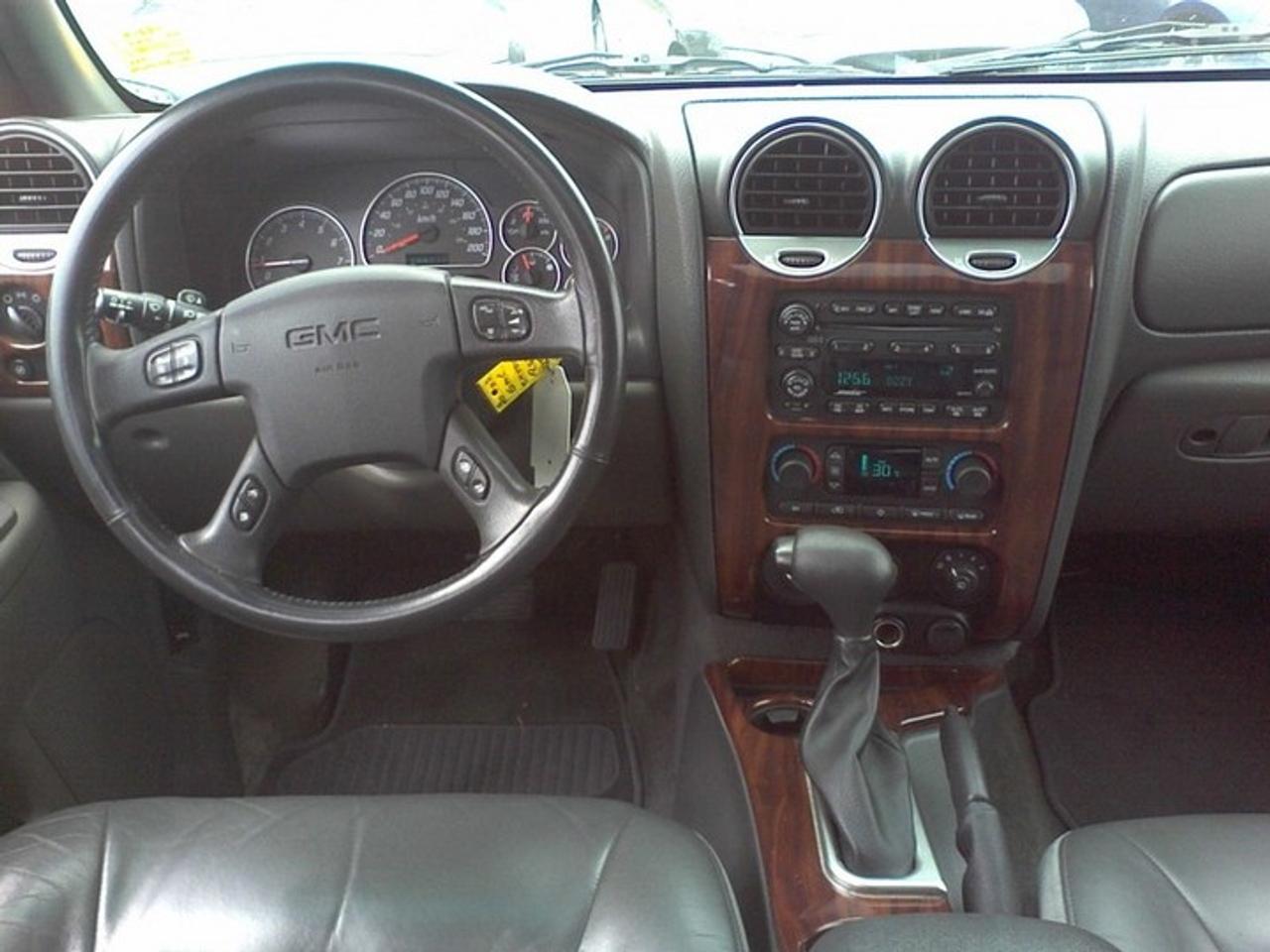 607083.9915777