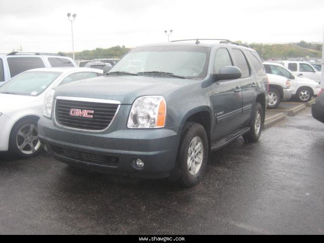 Used 2009 GMC Yukon SLT for sale in Calgary, AB