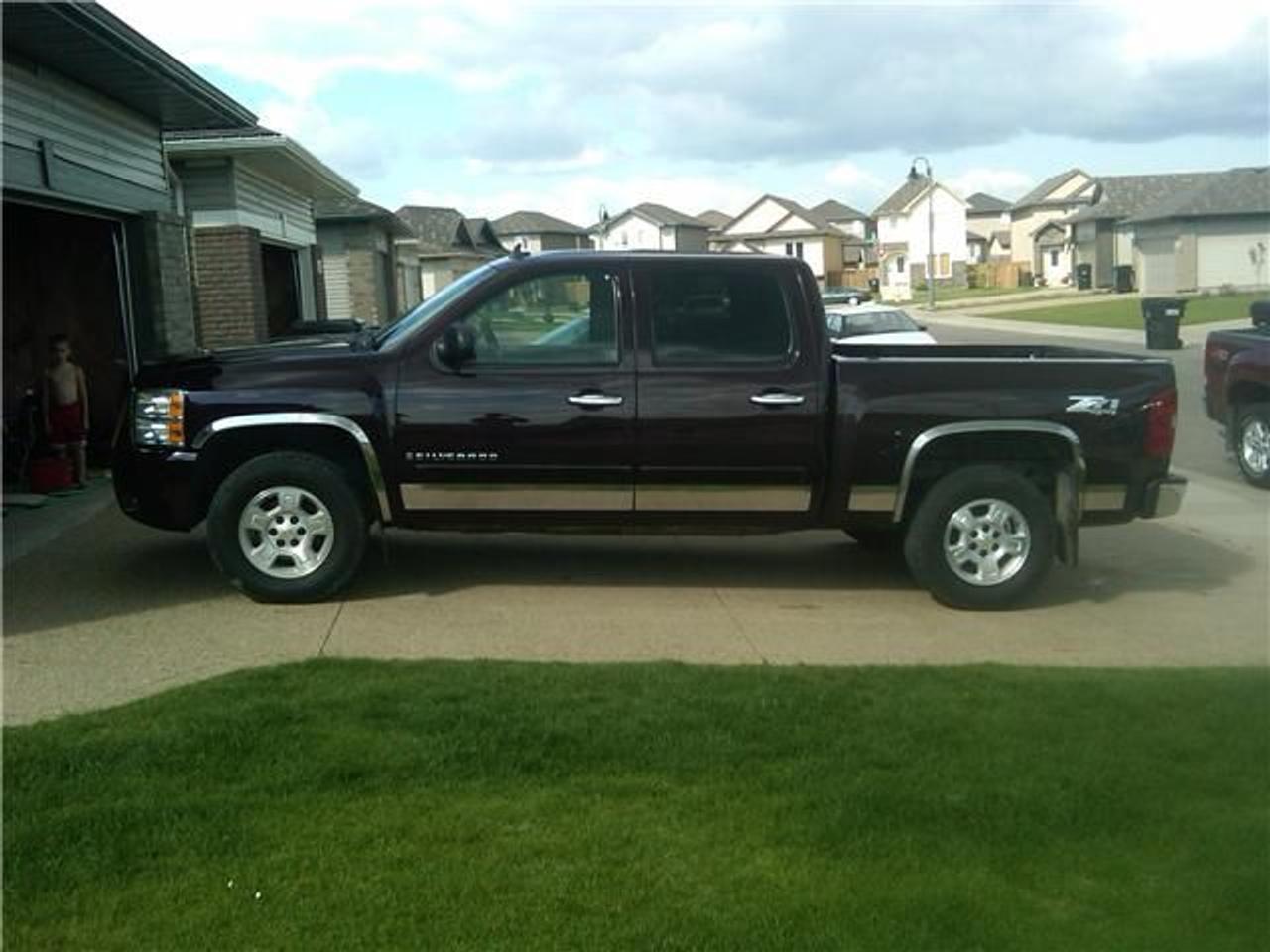 Used 2008 Chevrolet Silverado 1500 1500 LT for sale in Delisle, SK