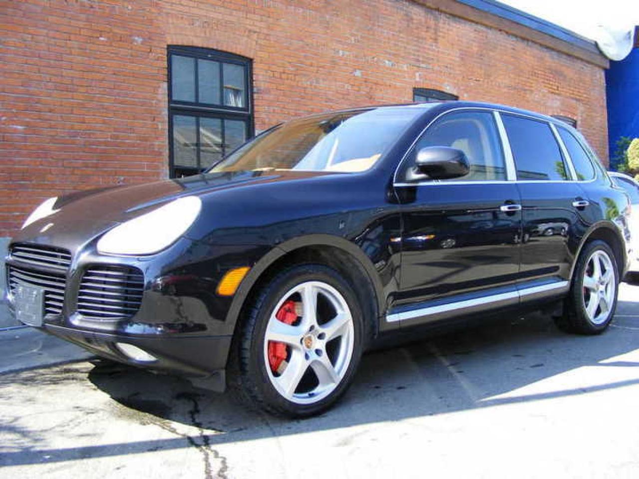 Used 2005 Porsche Cayenne Turbo Turbo for sale in Vancouver, BC