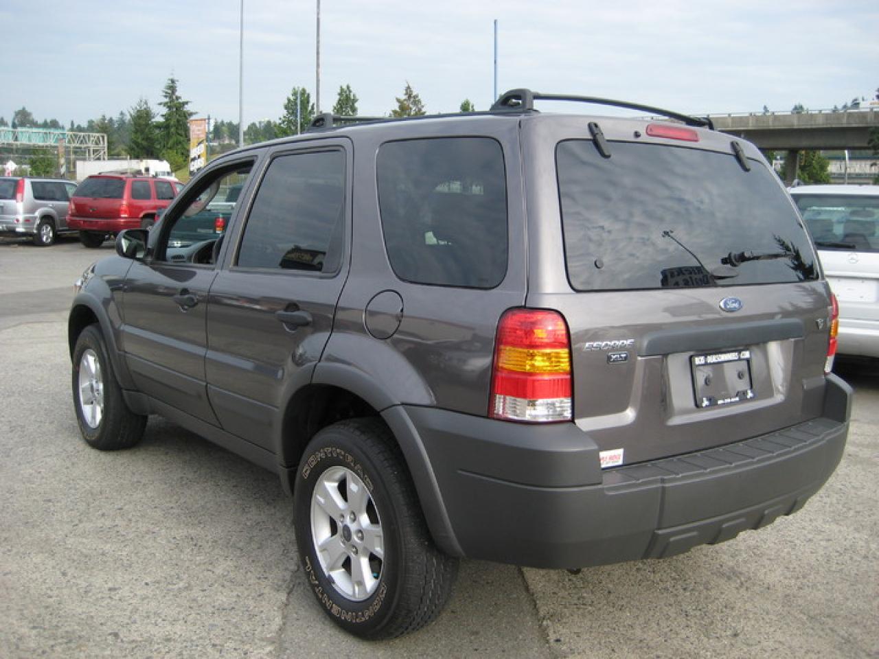 607352