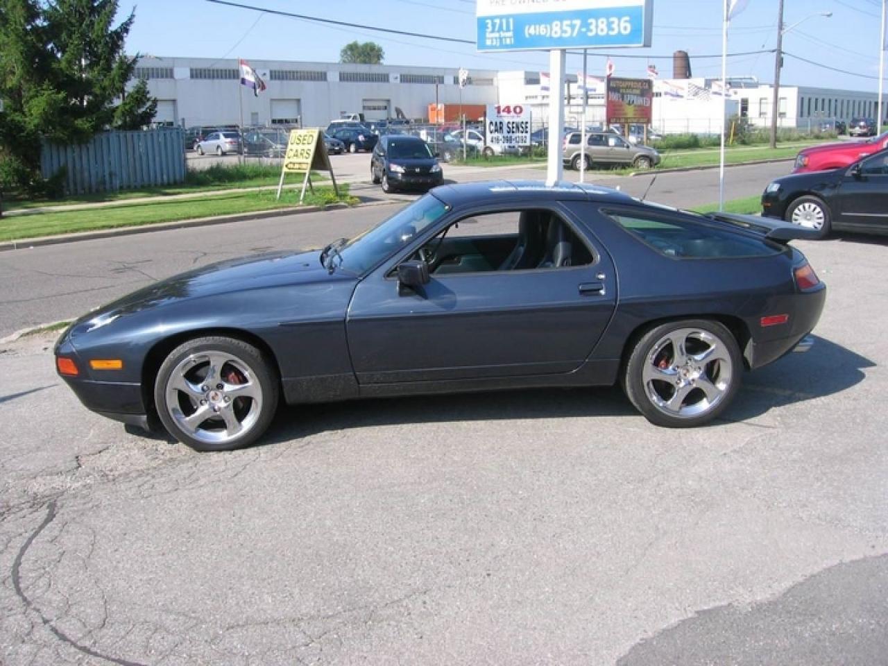 607541