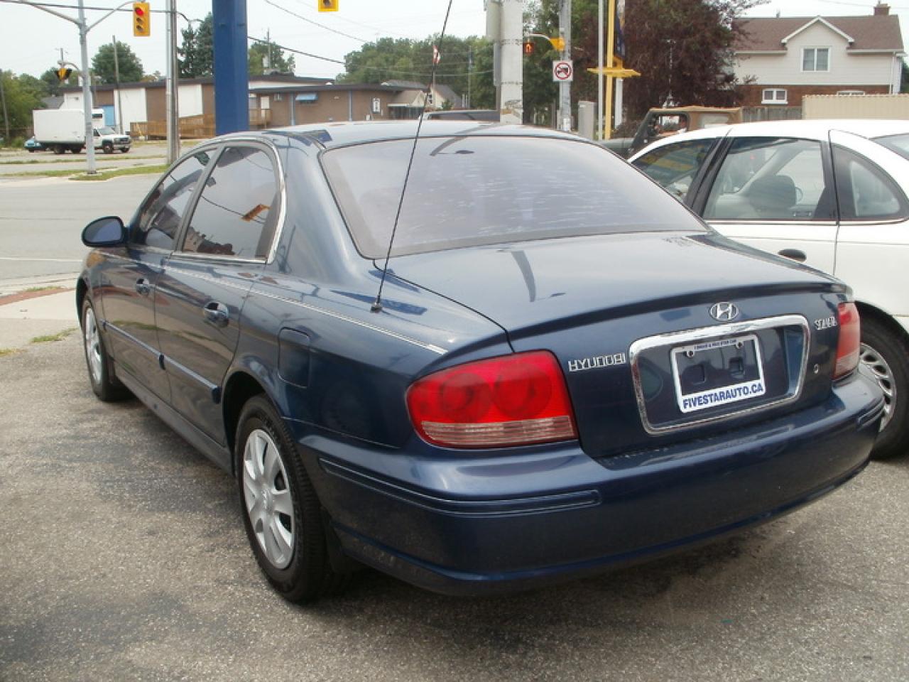 607560