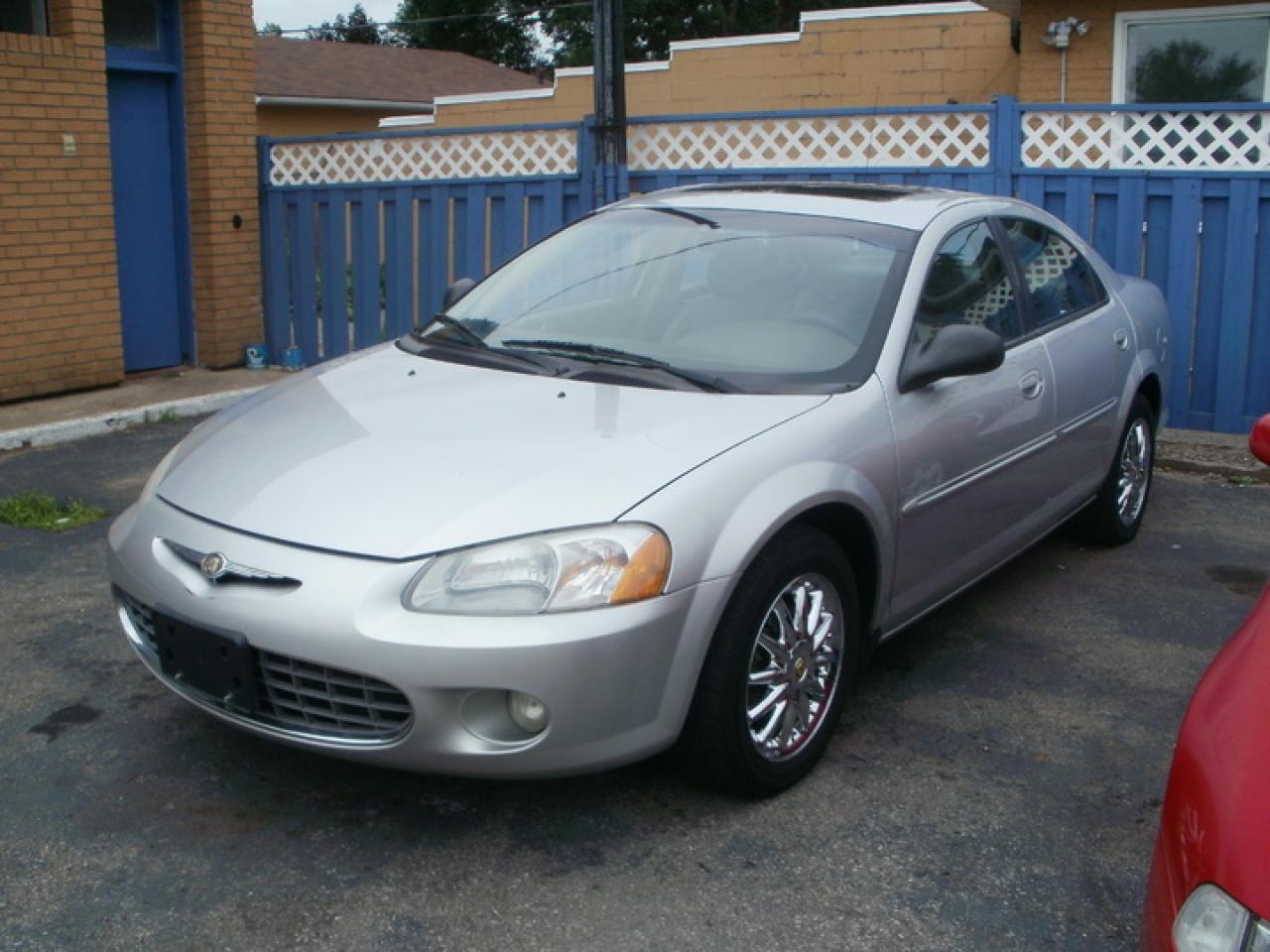 Used 2002 Chrysler Sebring SE for sale in Brantford, ON